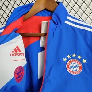 23-24 Reversible Windbreaker Bayern 7