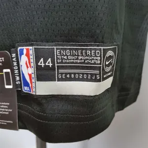 ROSE #1 Chicago Bulls black 5