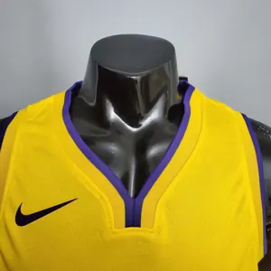Bryant #24 Lakers V-neck City Edition yellow 3