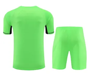 23-24 Real Madrid Goalkeeper Kits Short Sleeve Green Suits Soccer Jerseys Yupoo 2