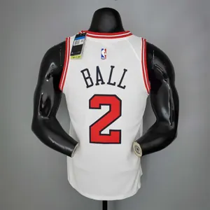 BALL#2 Chicago Bulls white 6
