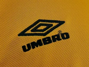 01-02 Celtic away 4