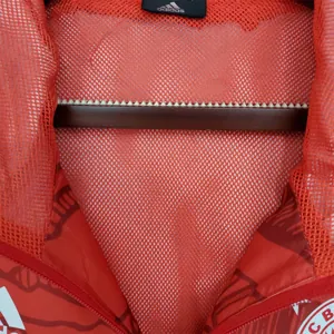 21-22 Bayern Red Windbreaker1684404583000 1