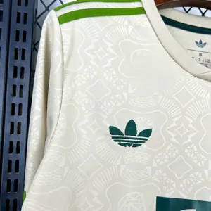 25-26 Bayern Munich Beer Festival Special Edition Soccer Long Sleeve T-Shirt AAAAJersey Yupoo 3