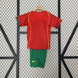 2004 Portugal Home Retro Kid Kits Youth Apparels AAAAJersey Wholesale Yupoo 7