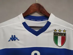 98-00 Italy away white 8