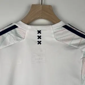 23-24 Kids Ajax away size 16-28 3