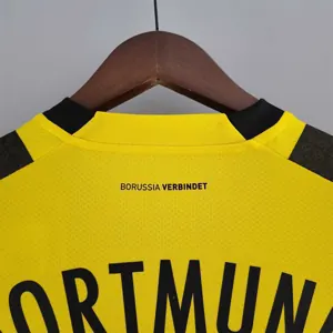 22-23 Dortmund home 7
