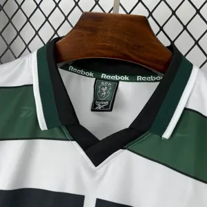 00-01 Sporting Lisbon Home Retro Kit Vintage T-Shirt Soccer AAAAJersey Yupoo 4