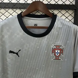 2025 Portugal Grey Goalkeeper Shirt Soccer Uniform AAAAJersey Dropship Yupoo 1