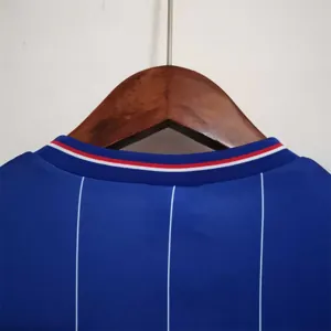 81-83 Chelsea home 3