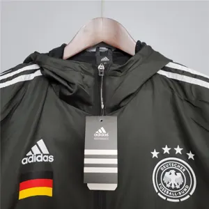 20-21 Germany black windbreaker 1
