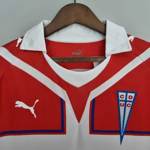 2009 La Católica away 4