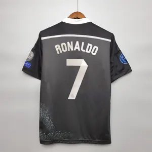 14-15 Real Madrid third away 18