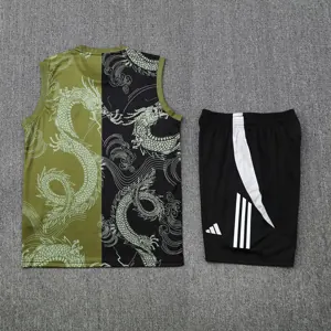 25-26 Real Madrid Green&Black Dragon Training Kits Football Tracksuits 1