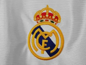 98-00 Real Madrid home white 5