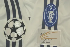 01-02 Real Madrid home 7