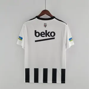 22-23 Beikta away 1