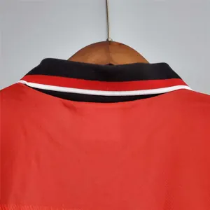 94-96 Manchester United home 2