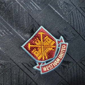 99-01 West Ham Iron Maiden home joint board 3