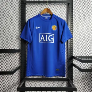 08-09 Manchester United away 3