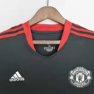 22-23 Manchester United black training suit 3
