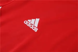 22-23 Manchester United training suit red 10