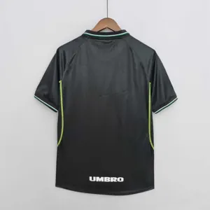 1988 Manchester United away 8