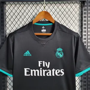 17-18 Real Madrid away 10