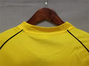 02 Dortmund home yellow 1