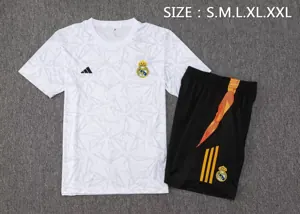 24-25 Real Madrid Training Soccer Jerseys Football Shirts 1