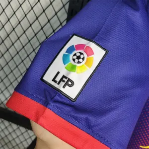 12-13 Barcelona home 7