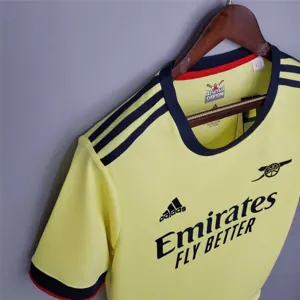 21-22 Arsenal away 12