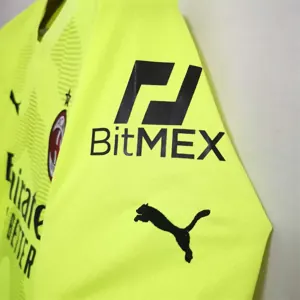 22-23 AC Milan green goalkeeper 1