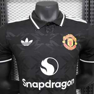 24-25 Manchester United Black Special Edition Player Version Shirt AAAAJersey Supplier Yupoo 1