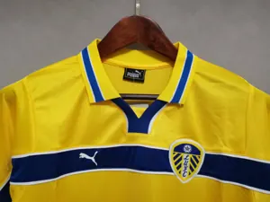 1999 Leeds United third away 6