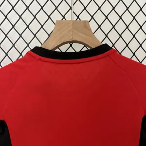 02-04 Manchester United Home Retro Kid Kits Youth Apparels AAAAJersey Wholesale Yupoo 4