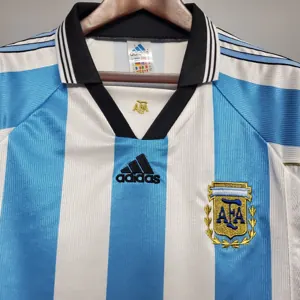 1998 Argentina home 4