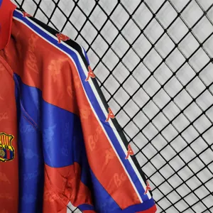 96-97 Barcelona home 8