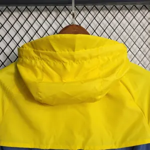 Windbreaker Brazil 3