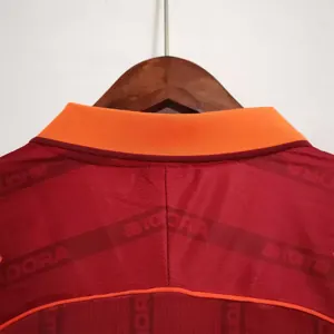 99-00 Roma home 6