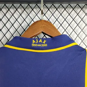 00-01 Ajax away 8
