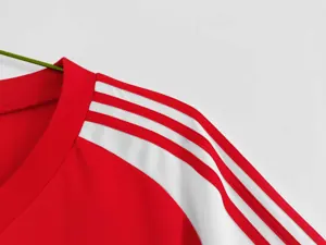 1982 Wales home 1
