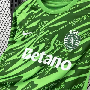 25-26 Sporting Lisbon Green Goalkeeper Kit Football T-Shirt AAAAJersey Supply Yupoo 2