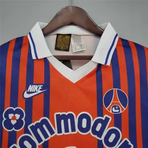 93-94 PSG home 9