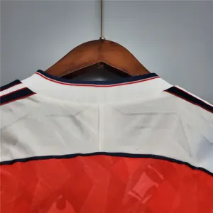 90-92 Arsenal home 4