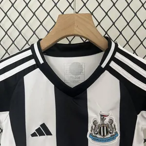 24-25 Newcastle United Home Kid Kits Youth Apparels Football AAAAJersey Yupoo 6