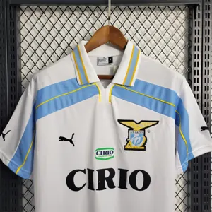 98-00 Lazio away 3