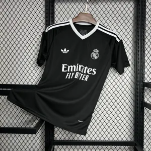 24-25 Real Madrid Black GoalKeeper Kit Soccer Uniforms Soccer AAAAJersey Yupoo 4