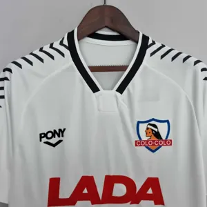 1992 Colo-Colo home 5